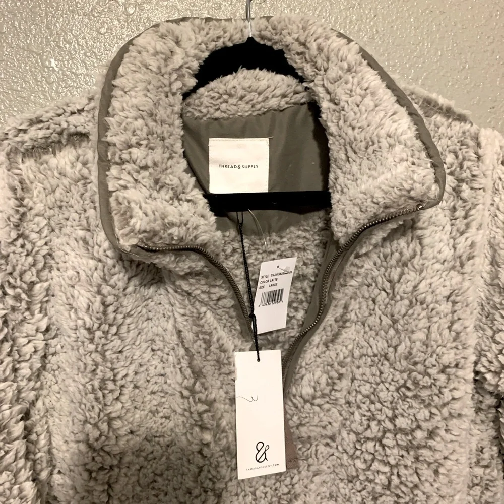 NWT thread & supply jacket - Picture 2 of 4